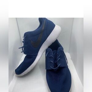 Nike Rosche Running Shoes Size 11.5